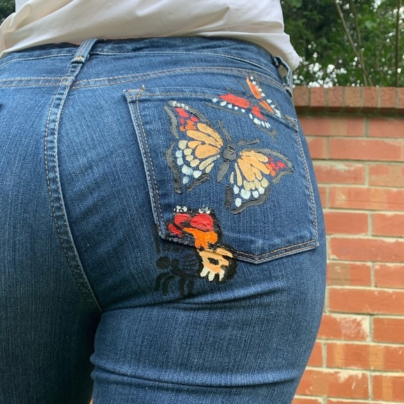 Hand painted butterfly jeans - Picture 3 of 10